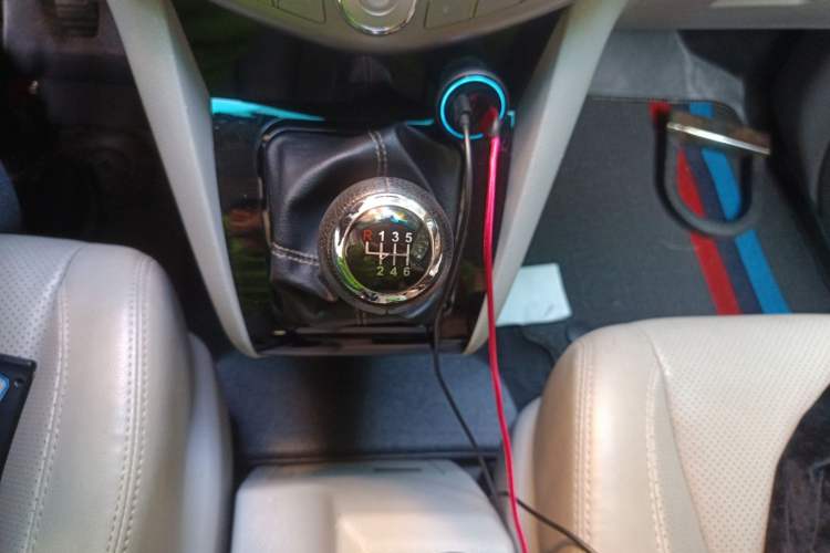 Used BYD S6 2014 1.5TI Manual Luxury 5-Seater