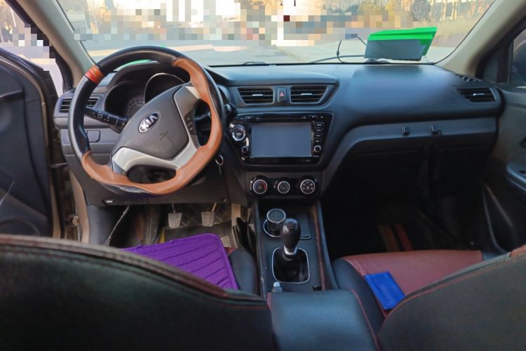 Used Kia K2 2015 Sedan 1.4L MT GLS
