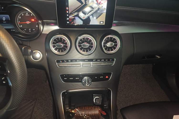 Used Mercedes-Benz C-Class 2017 Facelift C 200 L Sport Edition
