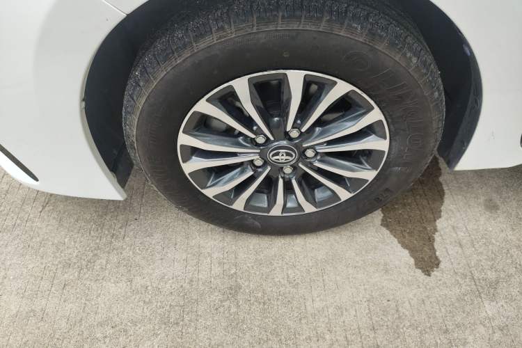 Used Toyota Corolla 2017 Revised Version 1.2T S-CVT GL