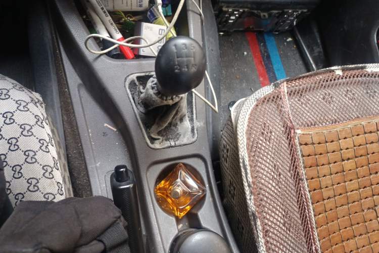 Used Wuling Rongguang V 2018 1.5L Standard Version Gear Lever