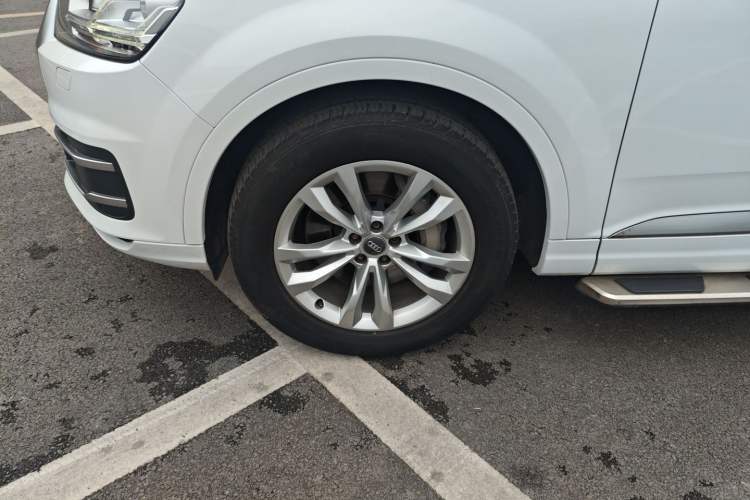 Used Audi Q7 2018 45 TFSI Technology Edition Exterior 4