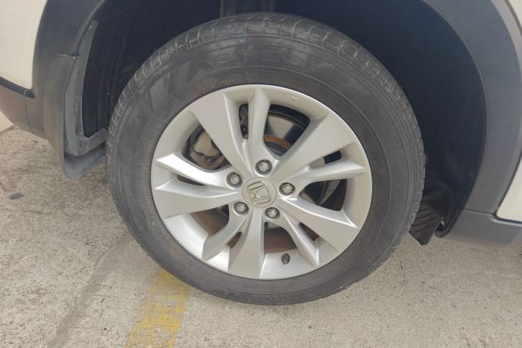 Used Honda Vezel 2015 1.5L CVT two-wheel drive Comfort trim Right Rear Wheel Hub