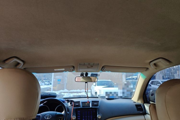 Used Toyota Highlander 2011 2.7L Two-Wheel Drive 5-Seater Elite Edition
