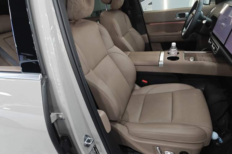 Used Li Auto L6 2025 Pro Smart Refresh Edition
