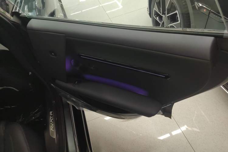 Used Avatr 06 2025 Max All-Electric Version