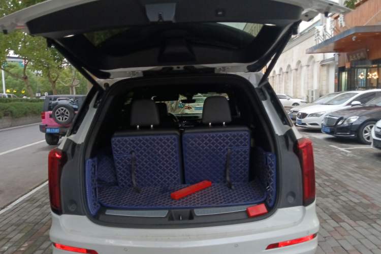 Used Cadillac XT6 2020 28T Six-Seater Fashion Edition