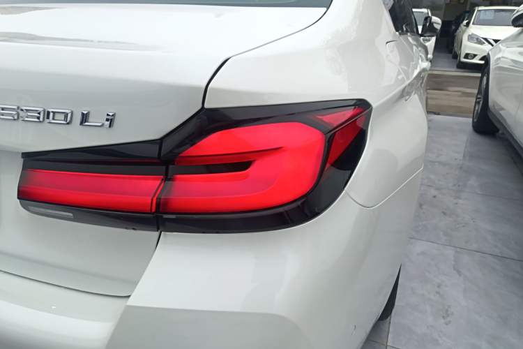 Used BMW 5 Series 2022 Second Facelift 530Li Leading Edition M Sport Package