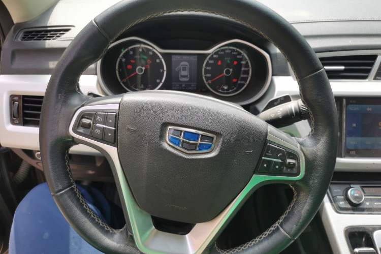 Used Geely Auto Emgrand X7 Sport 2016 1.8TD Automatic ZhiShang Model