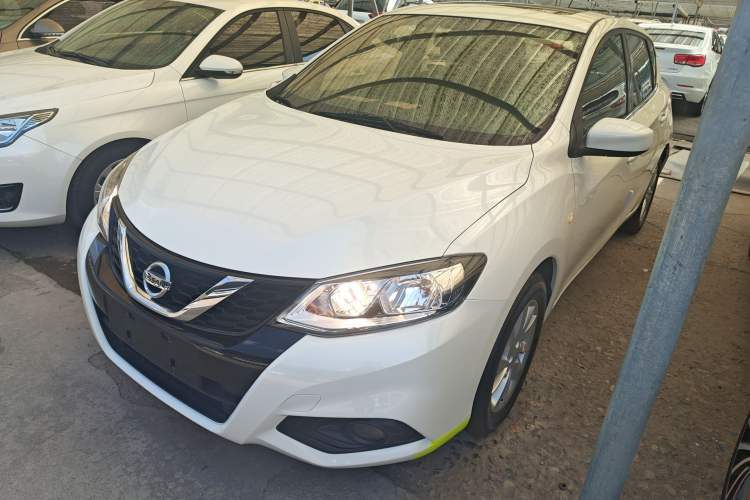 Used Nissan Tiida 2016 1.6L CVT Cool Dynamic Edition