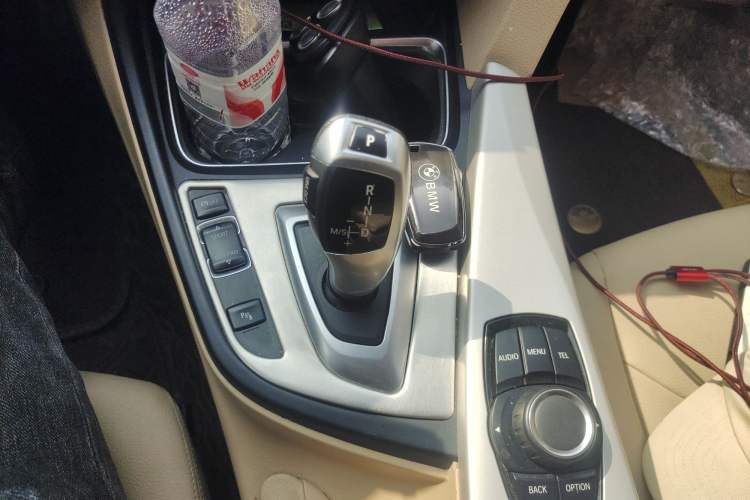 Used BMW 3 Series 2013 320Li Fashion Model
