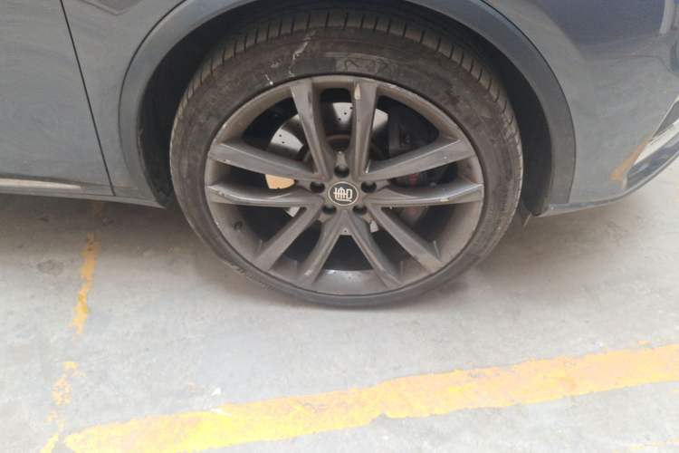 Used BYD Tang New Energy 2019 EV600D Four-Wheel Drive Smart Connect Genesis Edition Right Front Wheel Hub