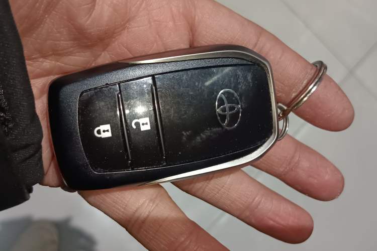 Used Toyota RAV4 2016 2.5L Automatic 4x4 Elite Edition