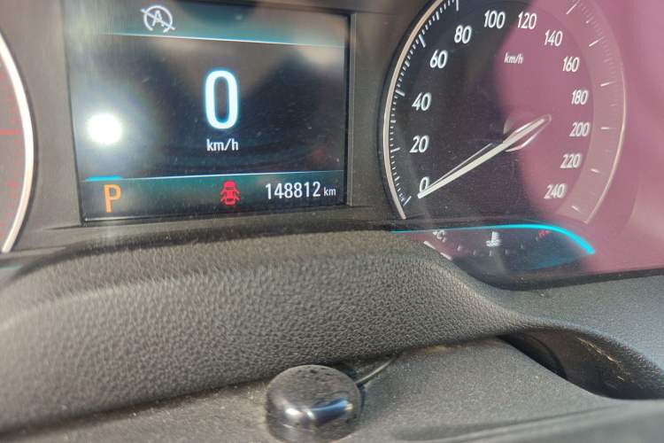 Used Buick GT 2015 15N Automatic Elite Version
