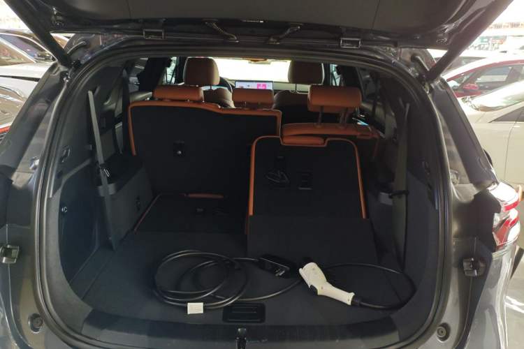 Used BYD Tang New Energy 2023 DM-i Champion Edition 112KM Prestige Model