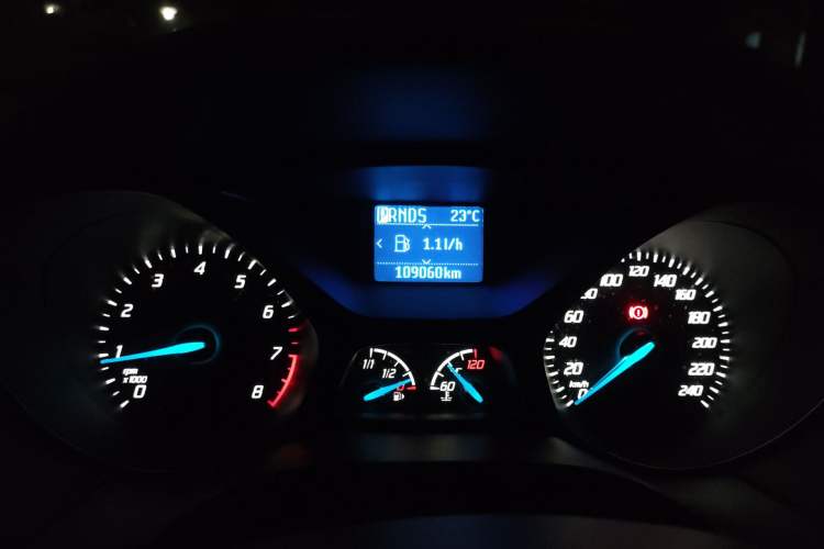 Used Ford Focus 2012 Sedan 1.6L Automatic Fashion Edition