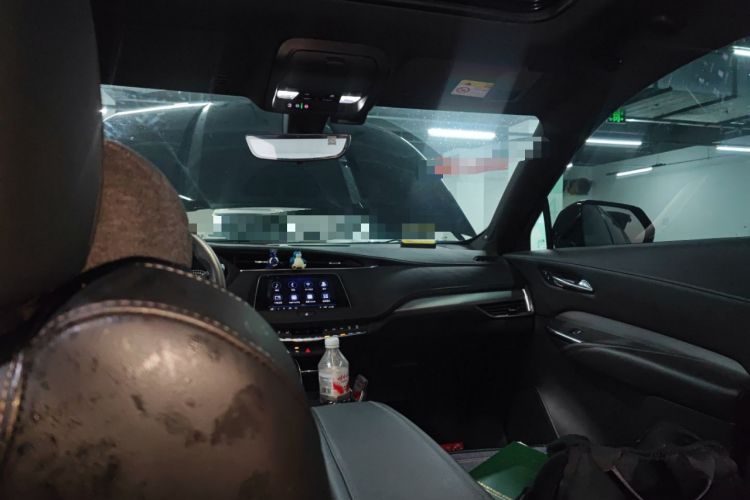 Used Cadillac XT4 2021 28T Two-Wheel Drive Leading Version Headliner