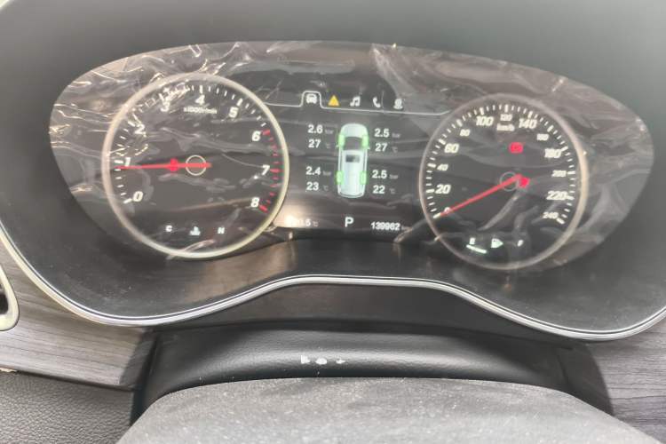 Used Baojun 730 2017 1.5T DCT Flagship Model 7 Seats China V Emission Standard Instrument Cluster