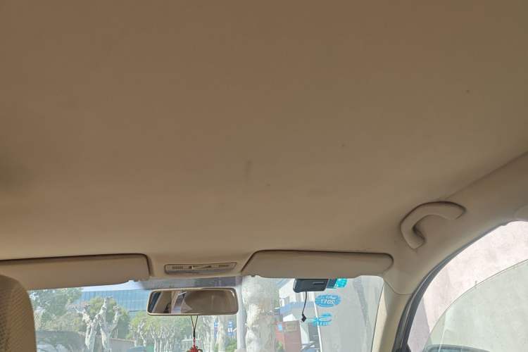 Used Volkswagen Bora 2012 1.6L Automatic Fashion Edition Headliner