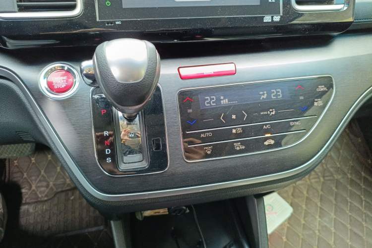 Used Honda Elysion 2016 2.4L Supreme Edition