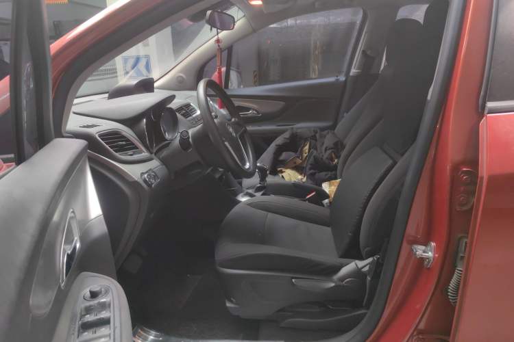 Used Buick Encore 2014 1.4T Automatic Two-Wheel Drive Urban Elite Model
