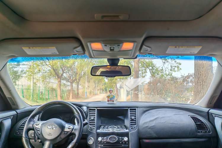 Used Infiniti FX 2011 FX35 Standard Edition