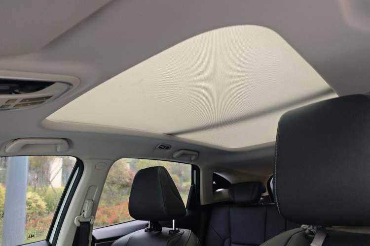 Used Haval F7 2020 1.5T Two-Wheel Drive i-Type Headliner