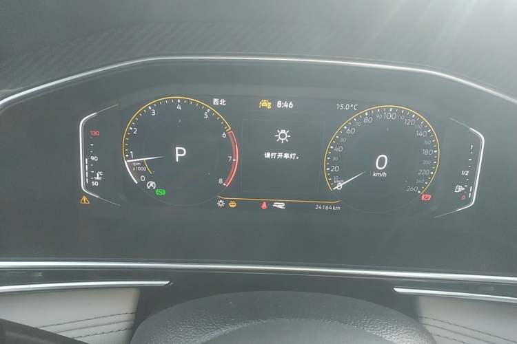 Used Volkswagen Tiguan L 2024 Outstanding Model 330TSI Automatic Two-Wheel Drive R-Line Dragon Glory Edition Instrument Cluster