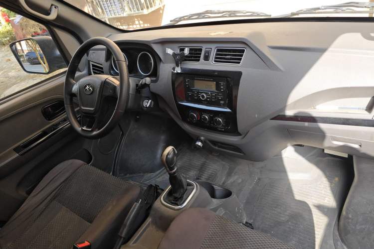 Used New Gonow Shuailing 2022 Standard Range with 41.64 kWh Lishen Power
