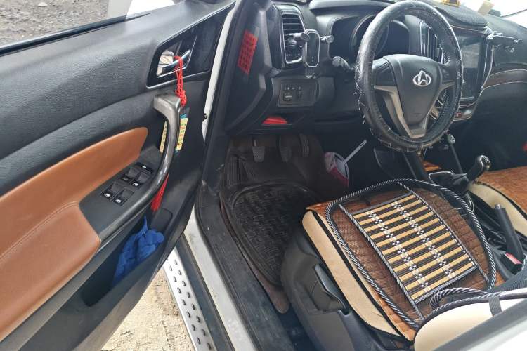 Used Oshan CX70 2016 1.6L Manual Luxury Model