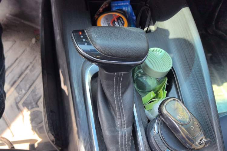 Used Buick Velite 6 2019 Connected Fashion Model Gear Lever