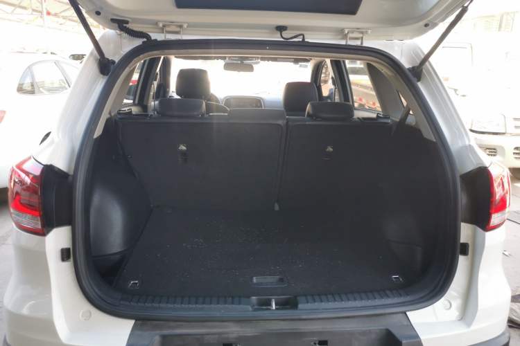 Used Kia KX3 2017 1.6L Automatic Aoya Version
