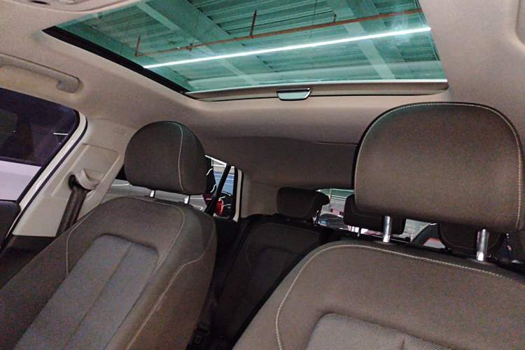 Used Audi Q2L 2018 35 TFSI Launch Exclusive Edition China V Headliner