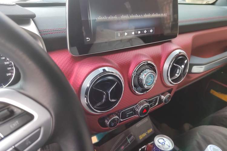 Used BAIC Off-Road BJ40 2020 2.0T Automatic Four-Wheel Drive Urban Hunter Edition Chivalrous Type