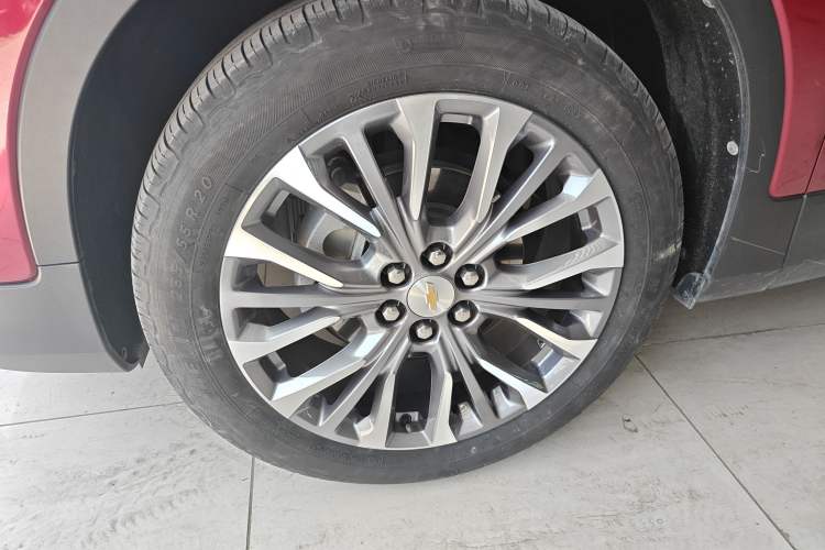 Used Chevrolet Blazer 2020 650T 7-Seater WEI Version Left Front Wheel Hub