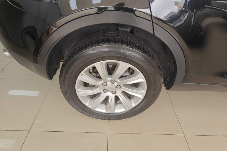 Used Land Rover Discovery Sport 2016 2.0T SE
