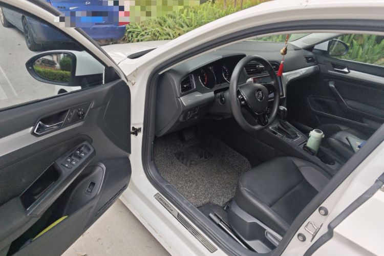 Used Volkswagen Lamando 2018 230TSI DSG Fashion Edition Driver Seat