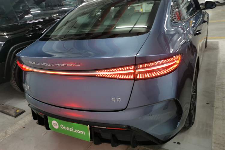 Used BYD Seal 2022 550 km Standard Range Rear-Wheel Drive Prestige Version