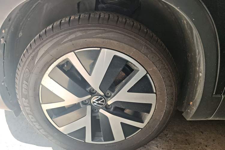 Used Volkswagen Tayron 2023 330TSI Two-Wheel-Drive Luxury Plus Advanced Version