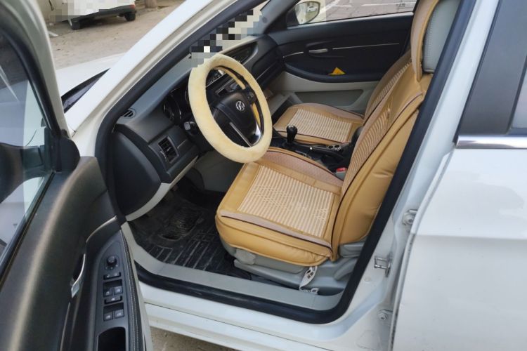 Used BAIC Senova D50 2015 1.5L Manual Comfort Value Navigation Edition
