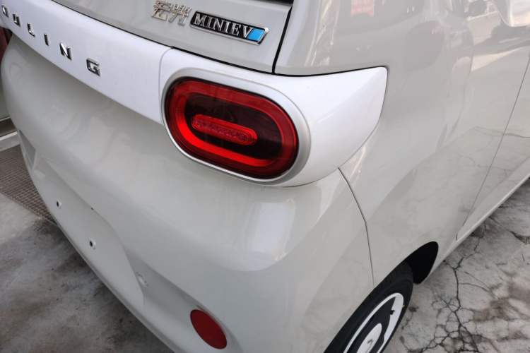 Used Wuling Hongguang MINIEV 2024 3rd Generation 215km Youth Edition