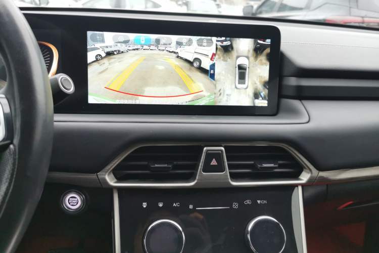 Used EXEED Lingyun 2021 290T Two-Wheel Drive Starry Edition Audio And AC Panel