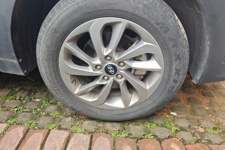 Used Hyundai Tucson 2015 1.6T Dual-Clutch Two-Wheel-Drive Smart Model
