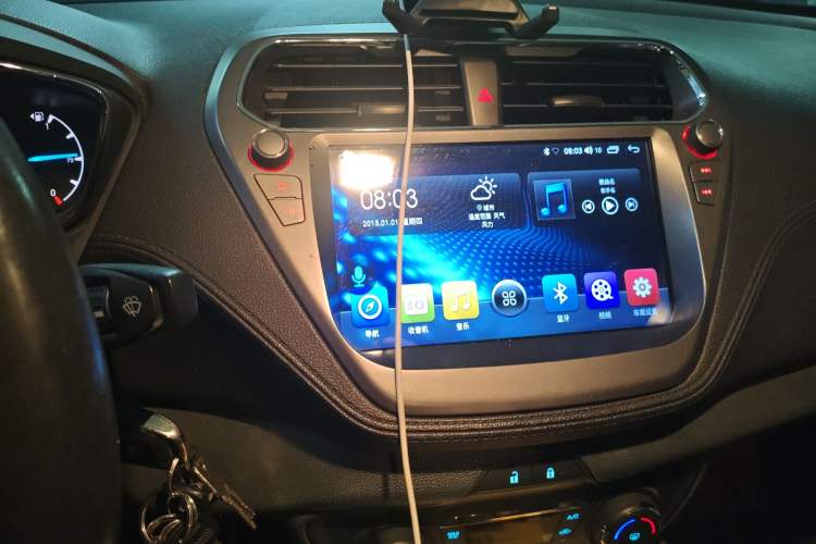 Used Ford Escort 2015 1.5L Automatic Fashion Model Audio And AC Panel