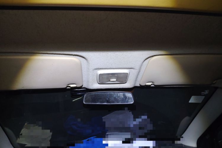 Used Dongfeng Fengon 330 2014 1.5L Manual Utility Version DK15 Headliner