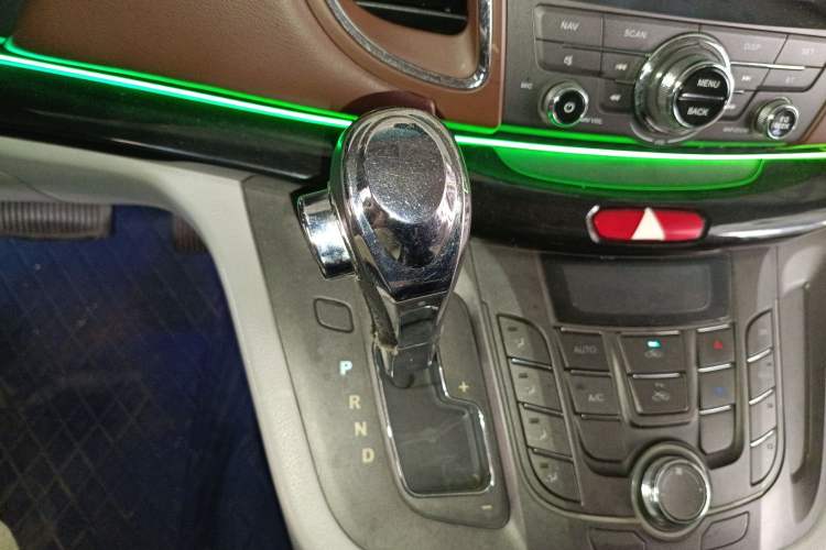 Used JAC Group Refine M5 2016 2.0T Gasoline Automatic Business Edition