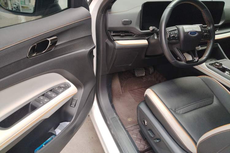 Used Ford Equator Sport 2023 Edge EcoBoost 170 Light & Shadow Driver Seat