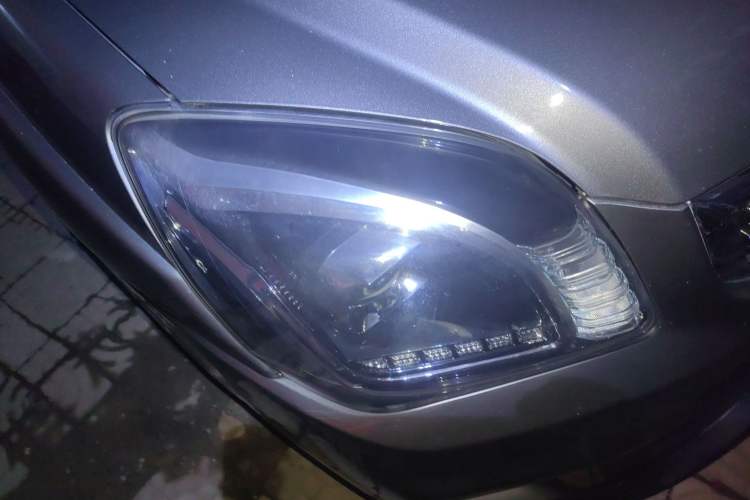 Used Kia Sportage 2013 2.0L Manual Two-Wheel Drive GL Trim
