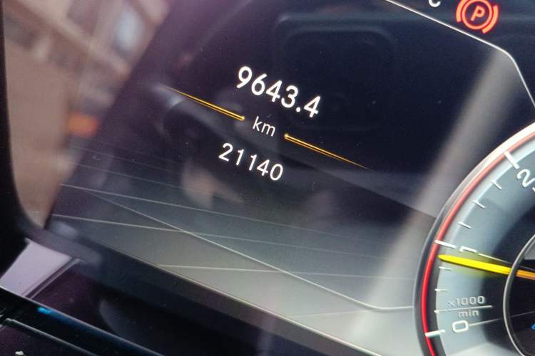 Used Mercedes-Benz G-Class AMG 2019 AMG G 63 Odometer Close Up