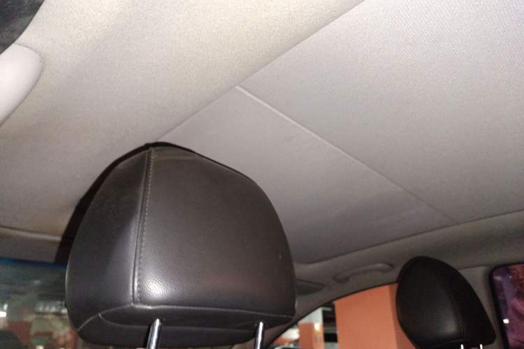 Used Hyundai Mistra 2016 1.8L Automatic Deluxe DLX Model Headliner